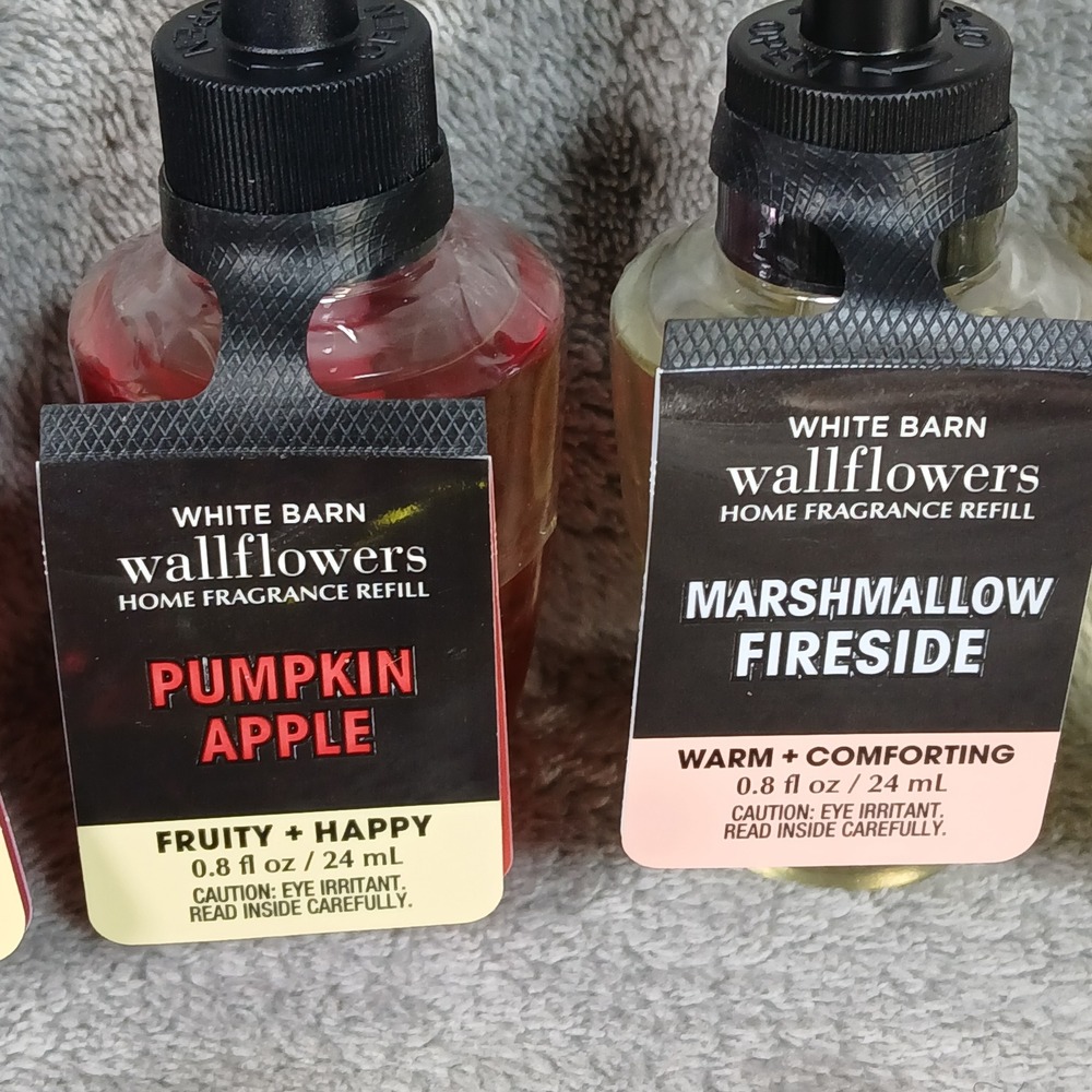 Bath & Body Works Wallflowers Refill Lot 12pc Mixed Scents 0.8oz Glass - Picture 4 of 11